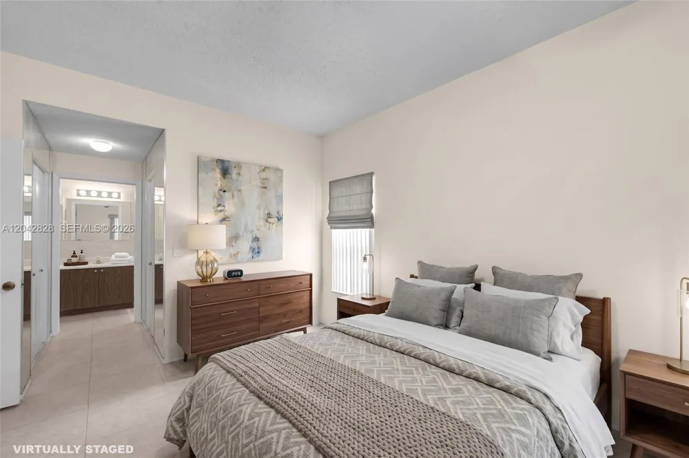 1491 NW 95th Ter #201 Pembroke Pines, FL 33024