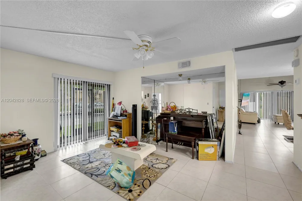 1491 NW 95th Ter #201 Pembroke Pines, FL 33024