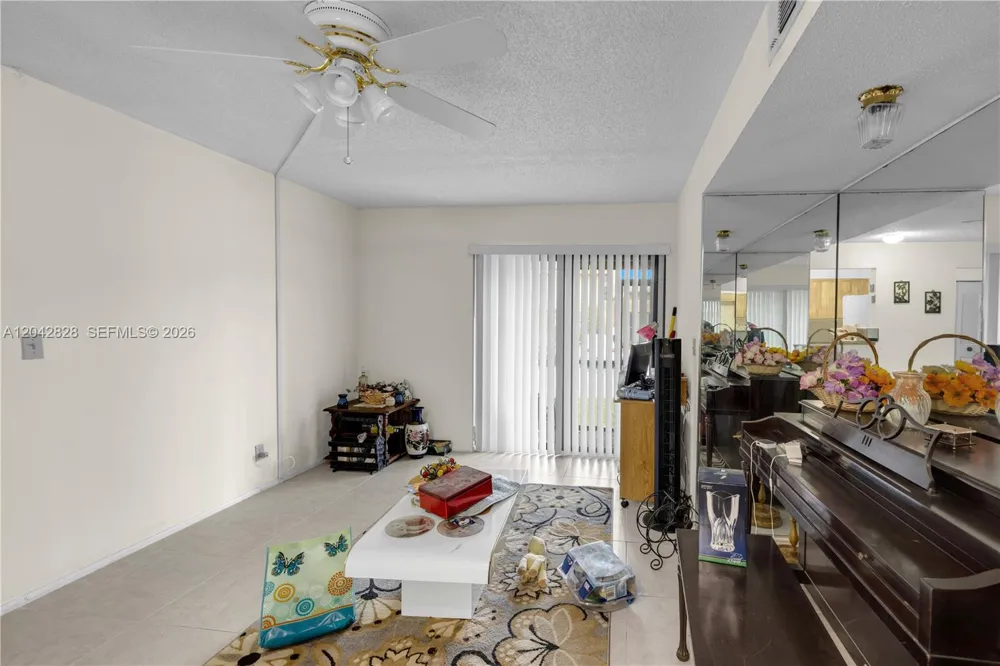 1491 NW 95th Ter #201 Pembroke Pines, FL 33024