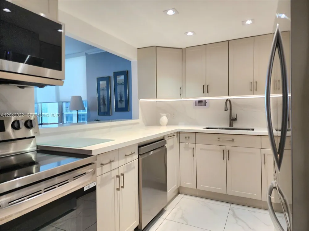 3505 S Ocean Dr #821 Hollywood, FL 33019