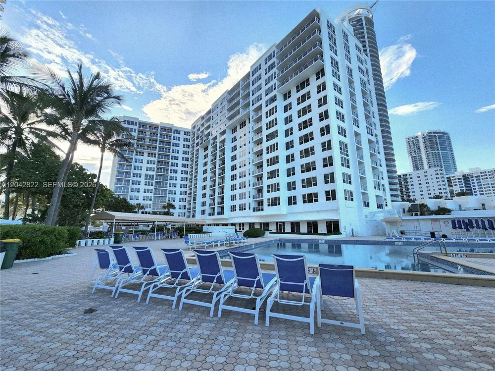 3505 S Ocean Dr #821 Hollywood, FL 33019