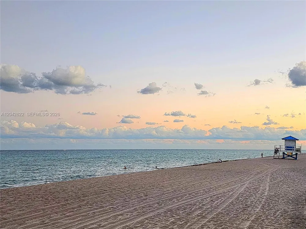 3505 S Ocean Dr #821 Hollywood, FL 33019