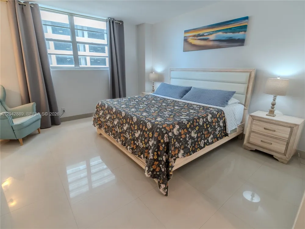 4001 S Ocean Dr #8J Hollywood, FL 33019