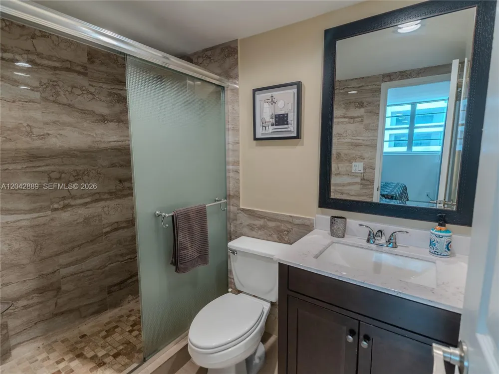 4001 S Ocean Dr #8J Hollywood, FL 33019
