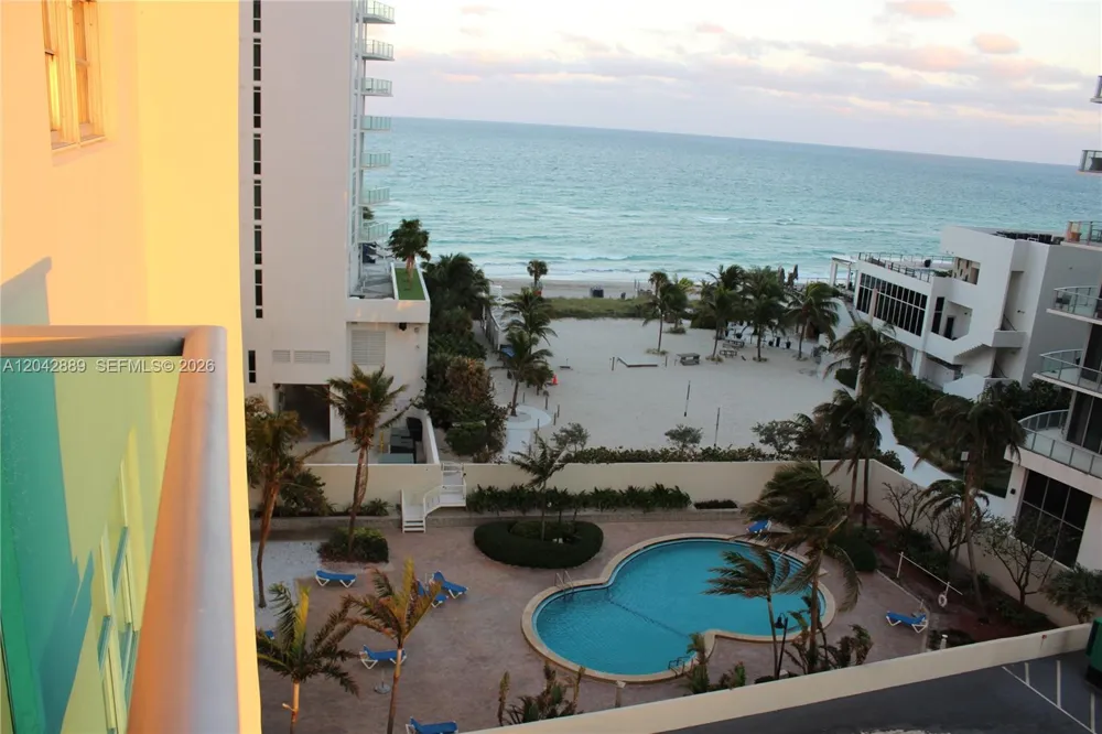4001 S Ocean Dr #8J Hollywood, FL 33019