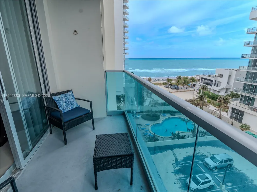 4001 S Ocean Dr #8J Hollywood, FL 33019