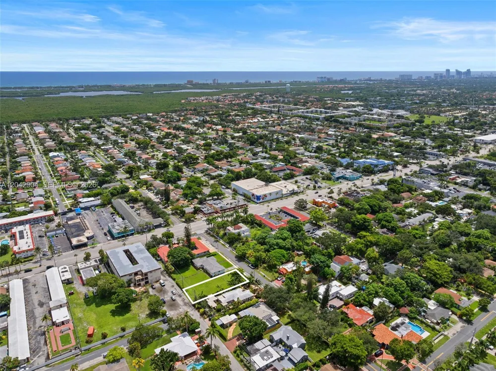 20 SW 4th St Dania Beach, FL 33004