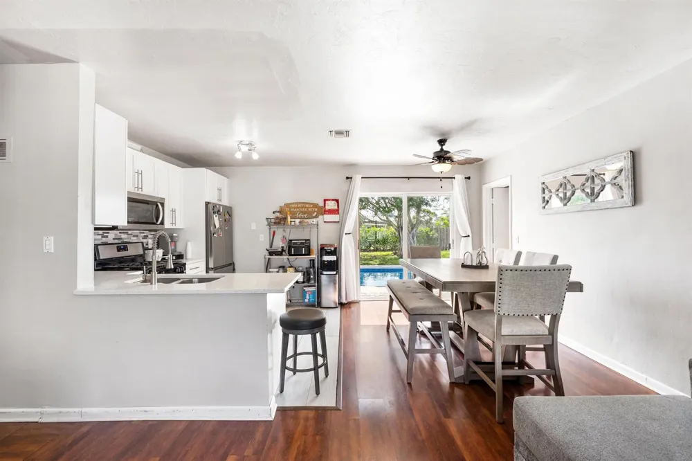 153 Abaco Drive Palm Springs, FL 33461