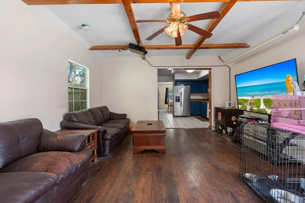 3136 2nd Street Vero Beach, FL 32968