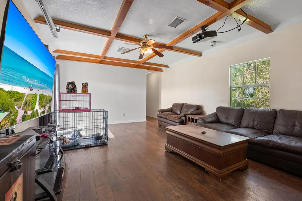 3136 2nd Street Vero Beach, FL 32968