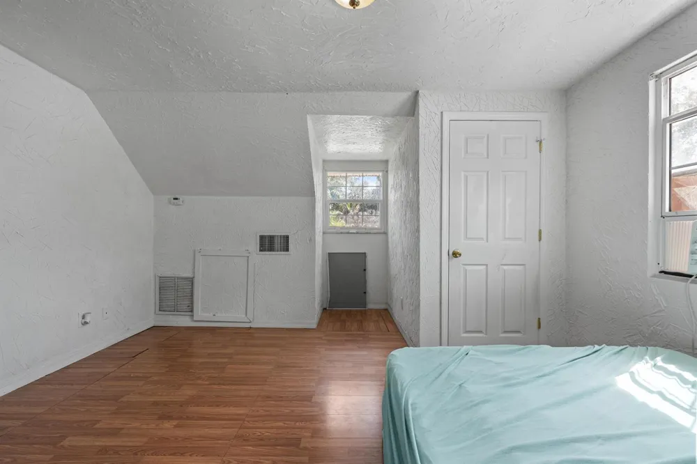 3136 2nd Street Vero Beach, FL 32968