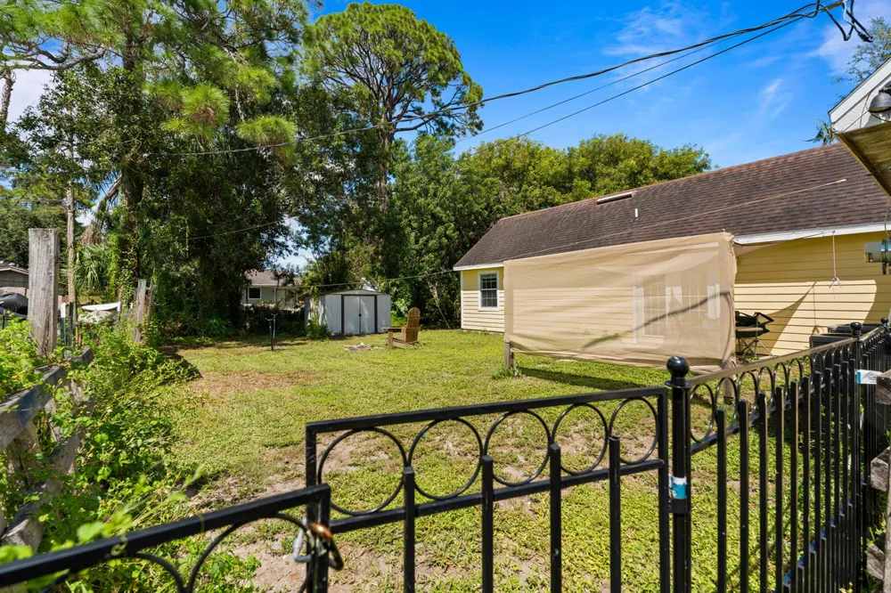 3136 2nd Street Vero Beach, FL 32968