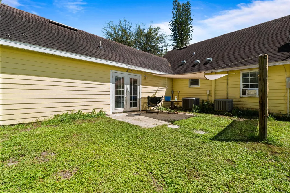 3136 2nd Street Vero Beach, FL 32968