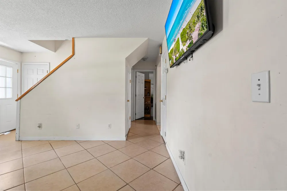 3136 2nd Street Vero Beach, FL 32968