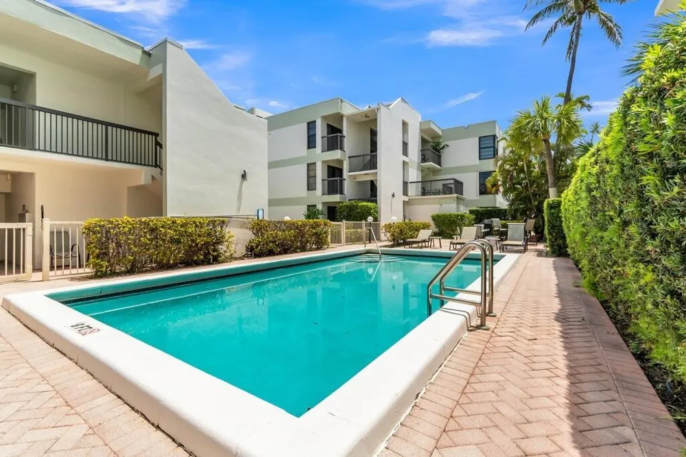 4140 Ocean Drive #101e Lauderdale By The Sea, FL 33308