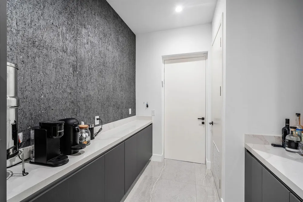 1123 NE 12th Avenue #A Fort Lauderdale, FL 33304