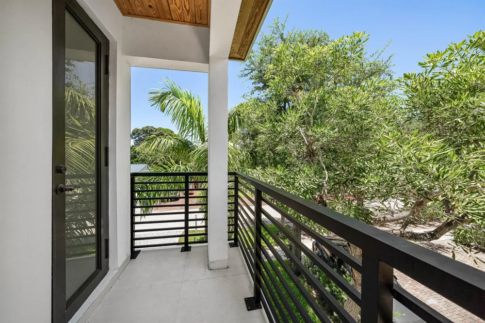 1123 NE 12th Avenue #A Fort Lauderdale, FL 33304