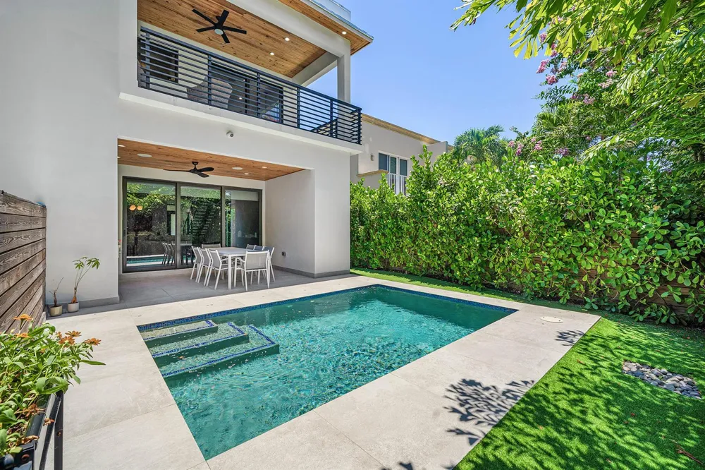 1123 NE 12th Avenue #A Fort Lauderdale, FL 33304