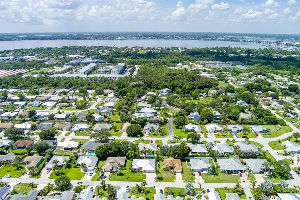 426 NE Vanda Terrado Jensen Beach, FL 34957