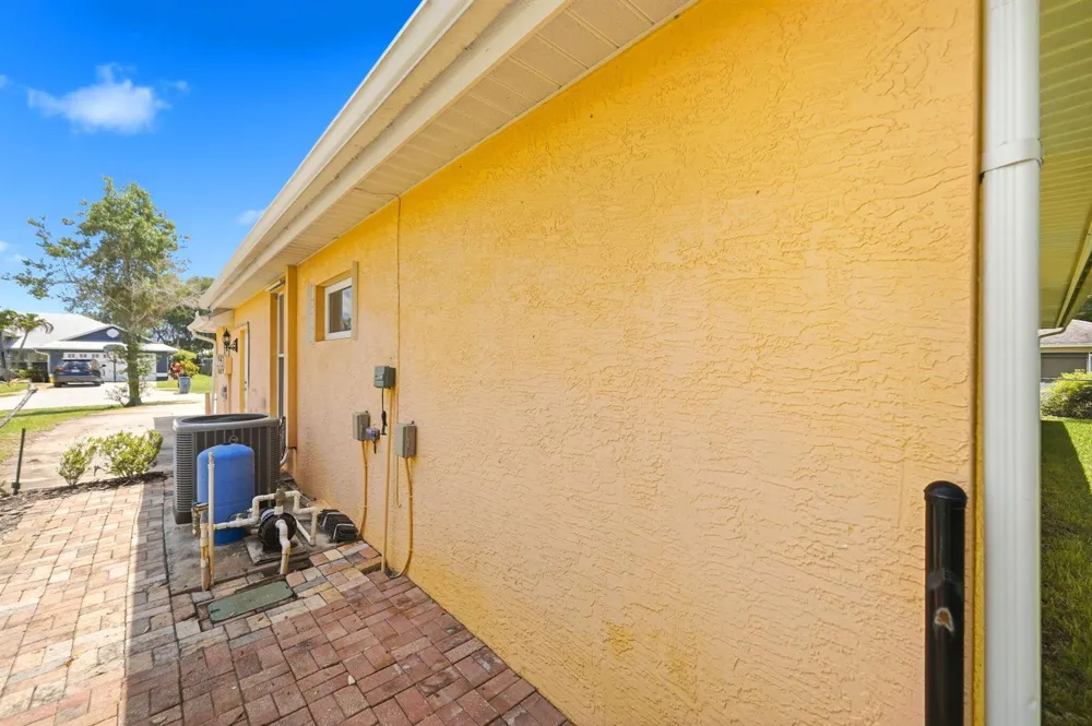 426 NE Vanda Terrado Jensen Beach, FL 34957