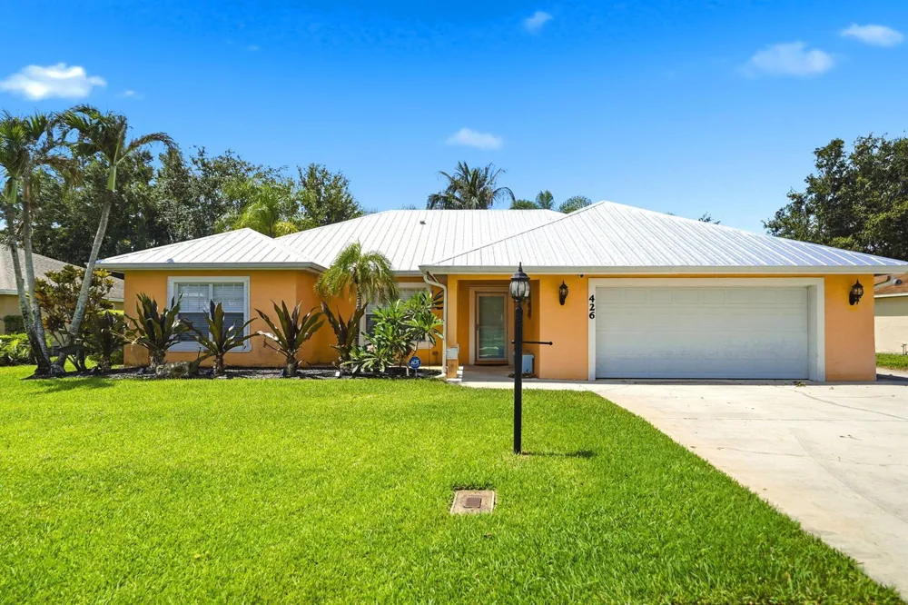 426 NE Vanda Terrado Jensen Beach, FL 34957