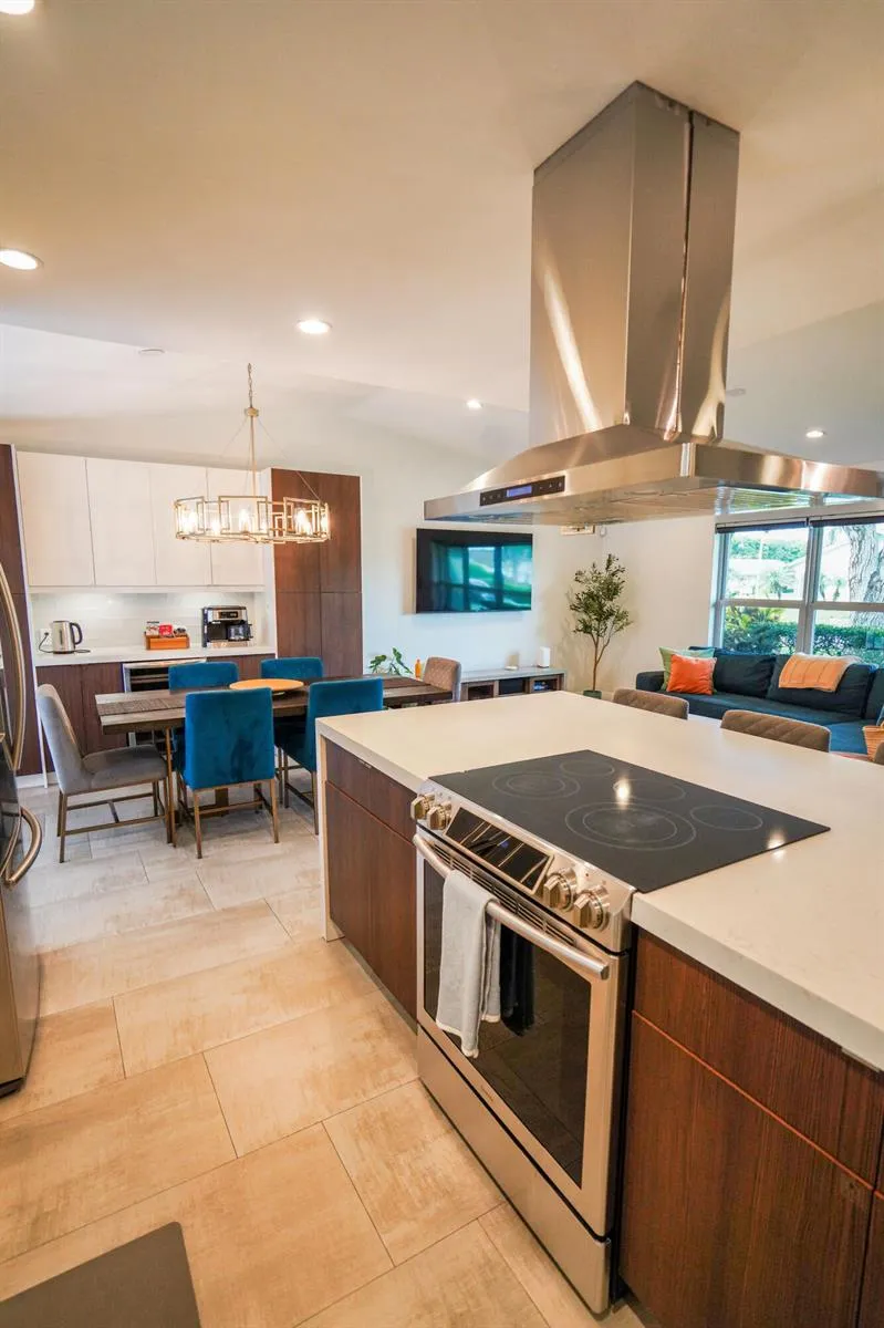 2807 SW 13th Court Deerfield Beach, FL 33442
