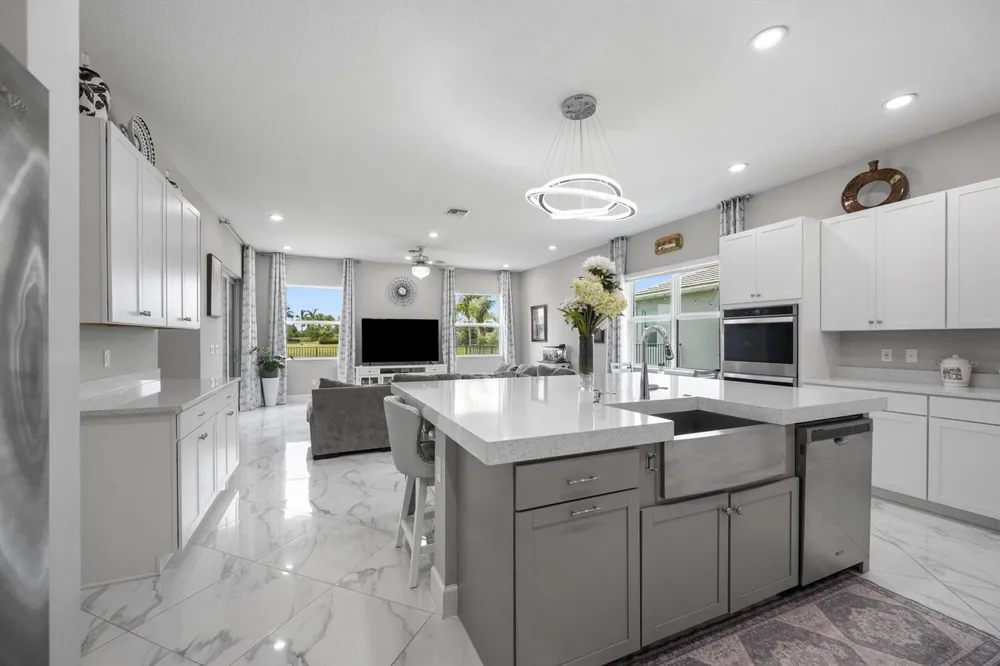 5669 Liberty Lane Westlake, FL 33470