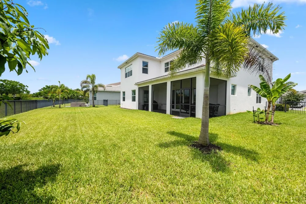 5669 Liberty Lane Westlake, FL 33470