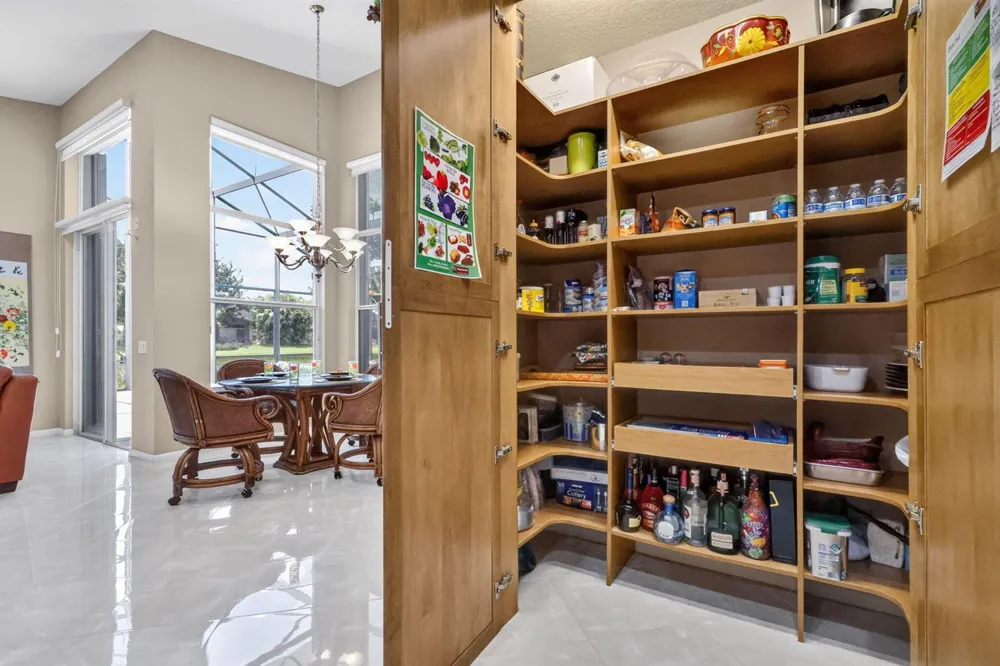 6550 Sand City Way Delray Beach, FL 33446