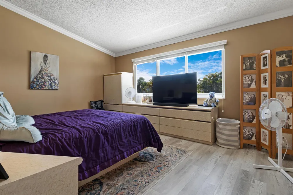 5525 NW 54th Circle Coconut Creek, FL 33073