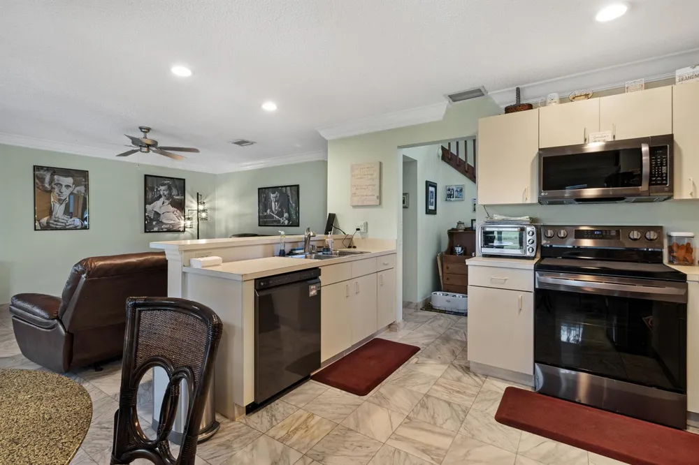 5525 NW 54th Circle Coconut Creek, FL 33073