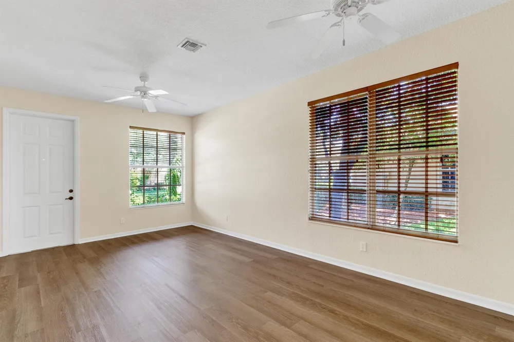 9975 E Villa Circle Vero Beach, FL 32966