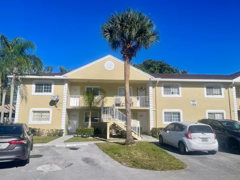 1905 Palm Beach Trace Drive