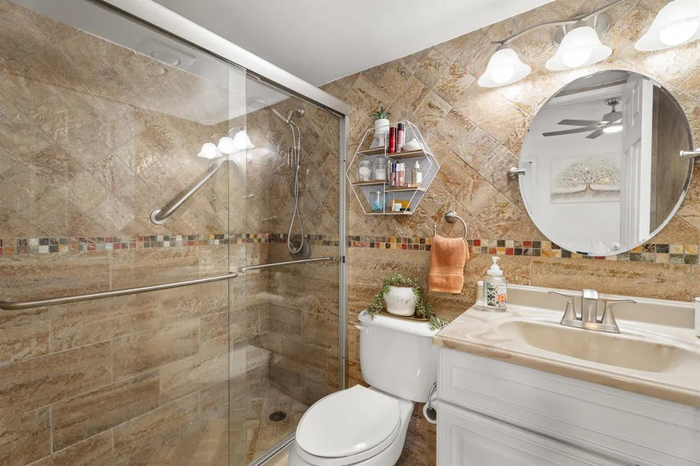 200 Village Green Circle E #206 Palm Springs, FL 33461