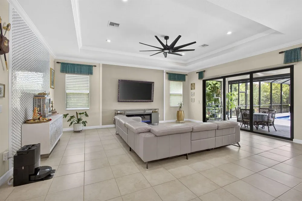 1010 Sweetgrass Street Loxahatchee, FL 33470