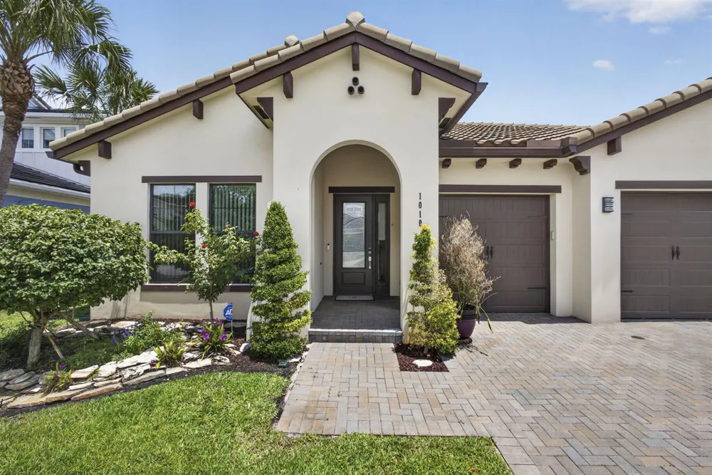 1010 Sweetgrass Street Loxahatchee, FL 33470