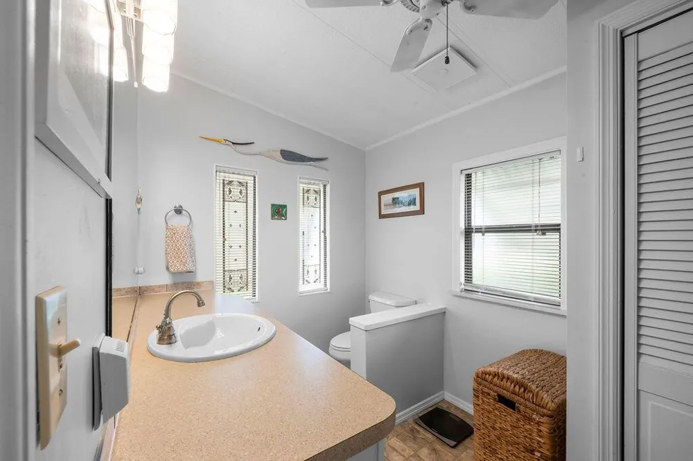7894 SE Saratoga Drive E Hobe Sound, FL 33455
