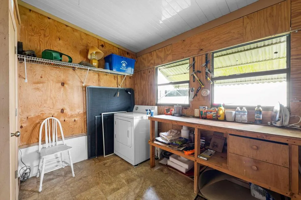 7894 SE Saratoga Drive E Hobe Sound, FL 33455