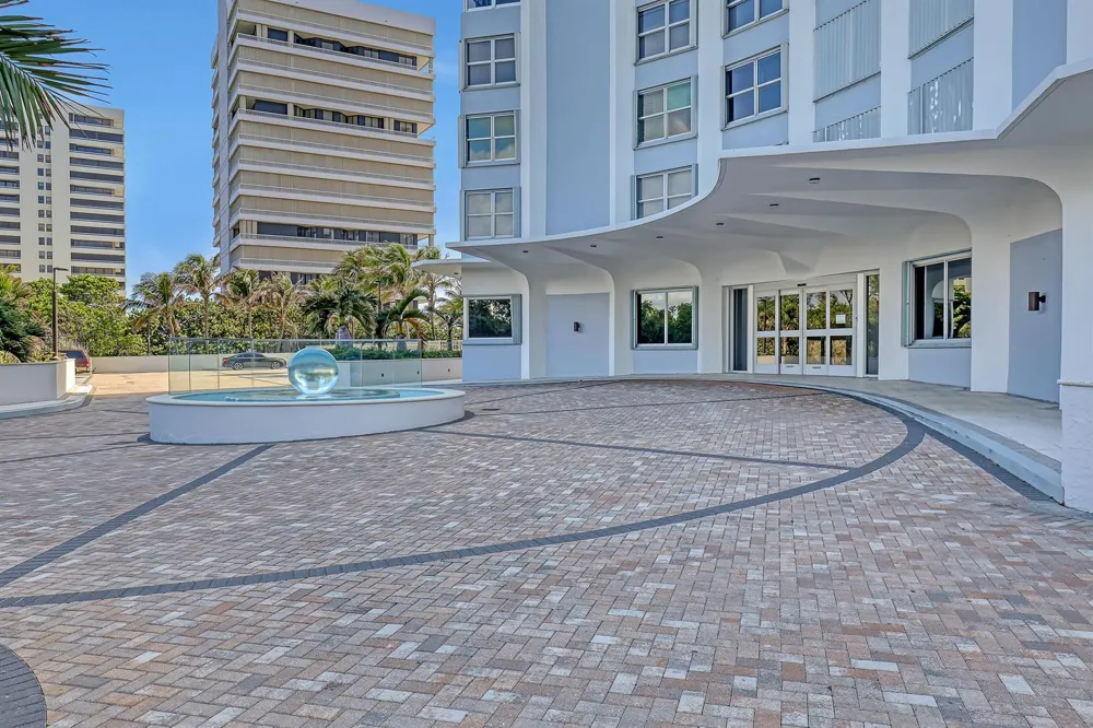5200 Ocean Drive #1902 Riviera Beach, FL 33404