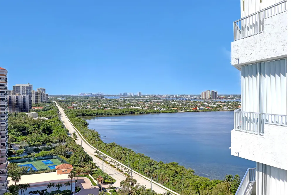 5200 Ocean Drive #1902 Riviera Beach, FL 33404