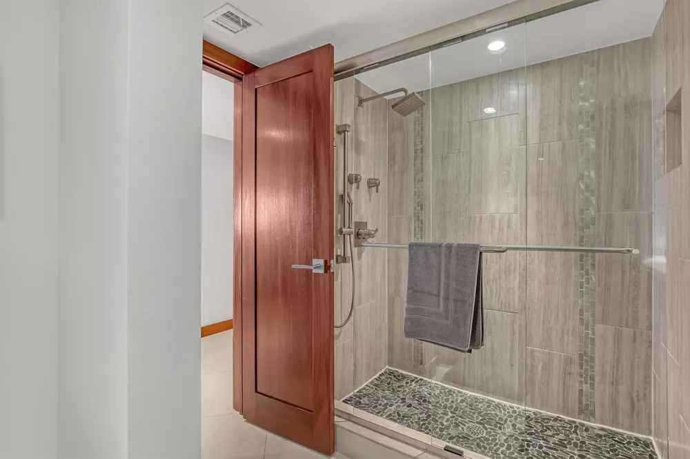 5200 Ocean Drive #1902 Riviera Beach, FL 33404