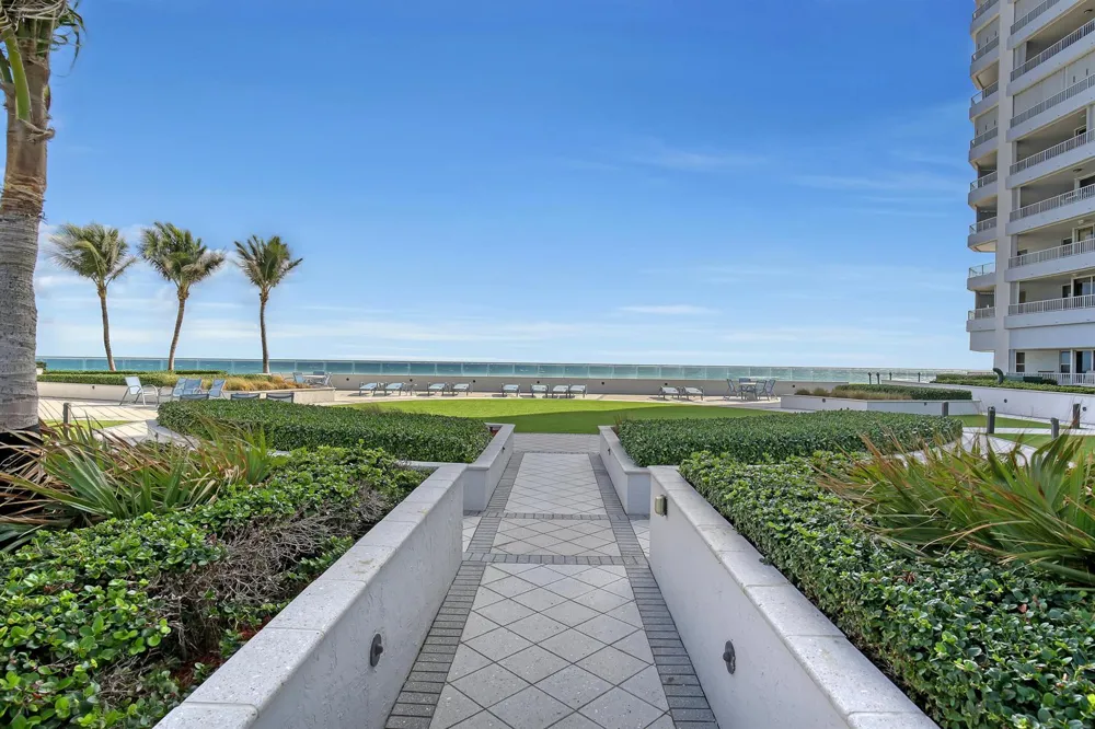5200 Ocean Drive #1902 Riviera Beach, FL 33404