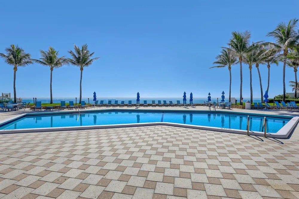 5200 Ocean Drive #1902 Riviera Beach, FL 33404