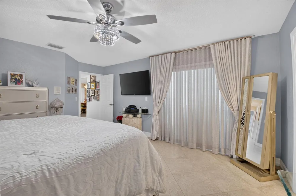 19600 Sedgefield Terrace Boca Raton, FL 33498