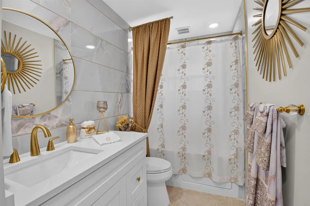 19600 Sedgefield Terrace Boca Raton, FL 33498