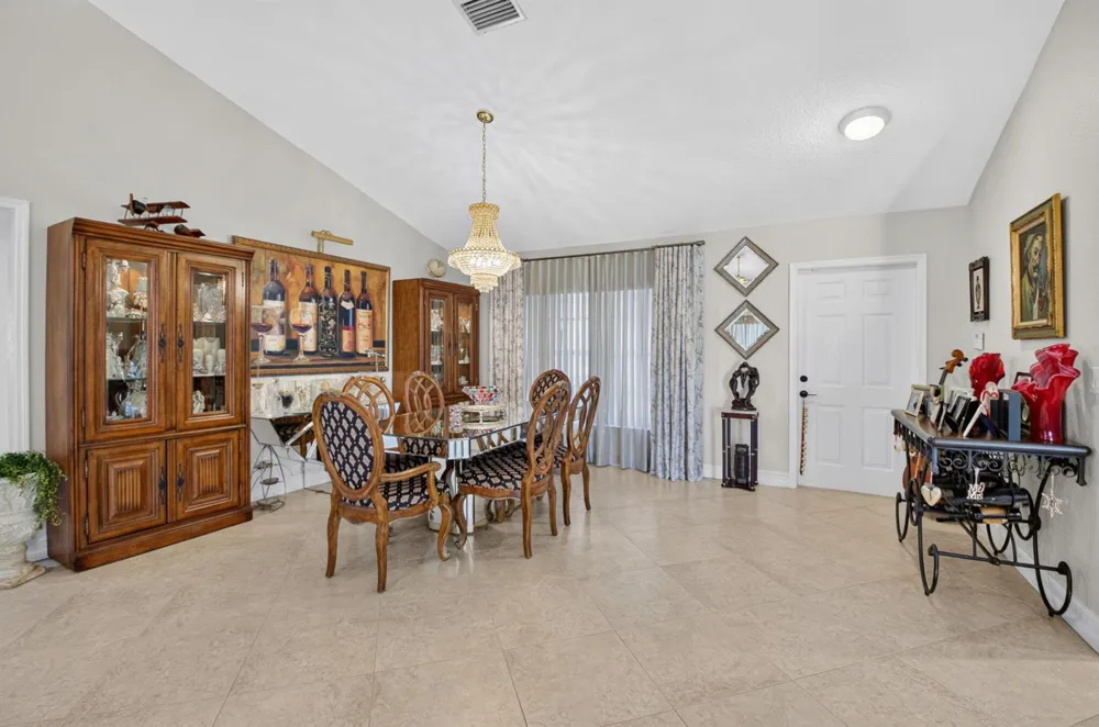 19600 Sedgefield Terrace Boca Raton, FL 33498