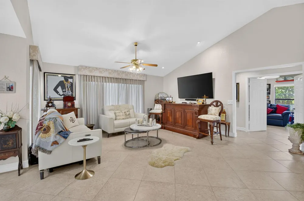 19600 Sedgefield Terrace Boca Raton, FL 33498
