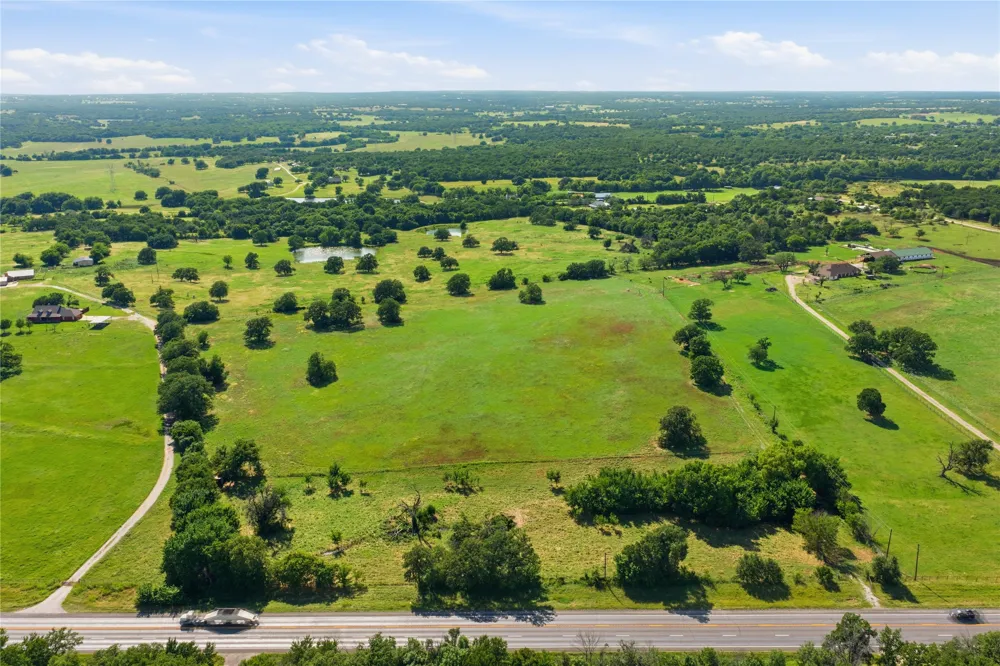 5615 FM 51 Weatherford, TX 76085