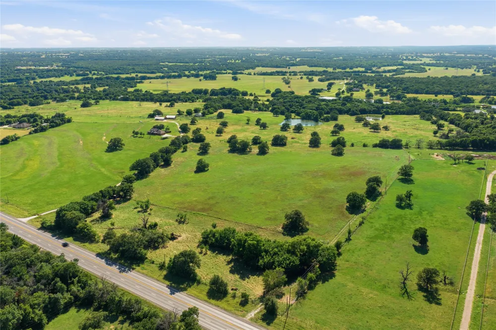 5615 FM 51 Weatherford, TX 76085