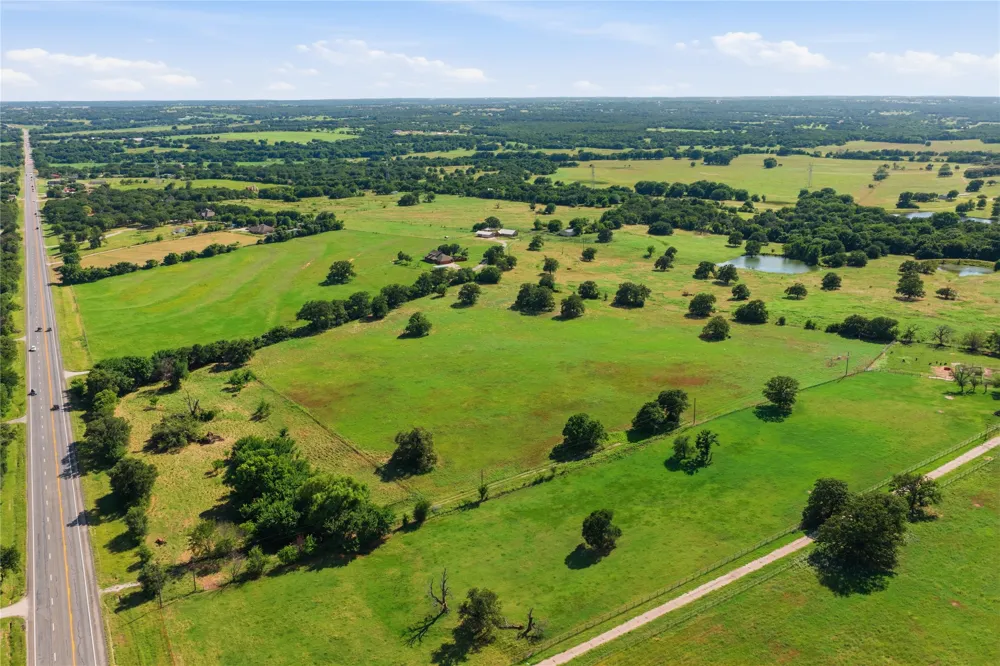 5615 FM 51 Weatherford, TX 76085
